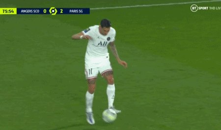 1650499306888035058.gif 巴黎三比零.gif