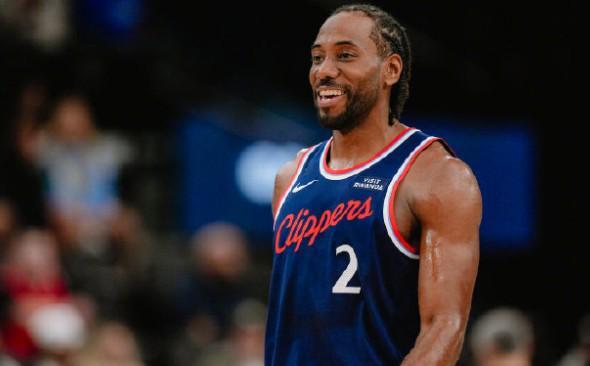 NBA常规赛-战神卡，伦纳德出场32分钟&amp;amp;20中15爆砍45分5板5助，正负值+41